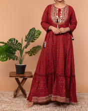 Load image into Gallery viewer, Embellished Long Kurta/Dress